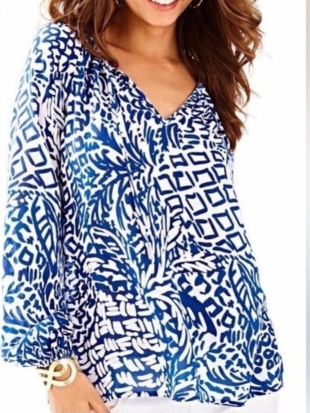 Lilly Pulitzer WILLA Royal Blue & White Abstract V-Neck Blouse size Medium